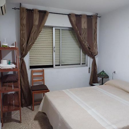 Habitacion Doble En Apartamento Compartido Dream In Malaga, Junto A Vialia Y Playa المظهر الخارجي الصورة